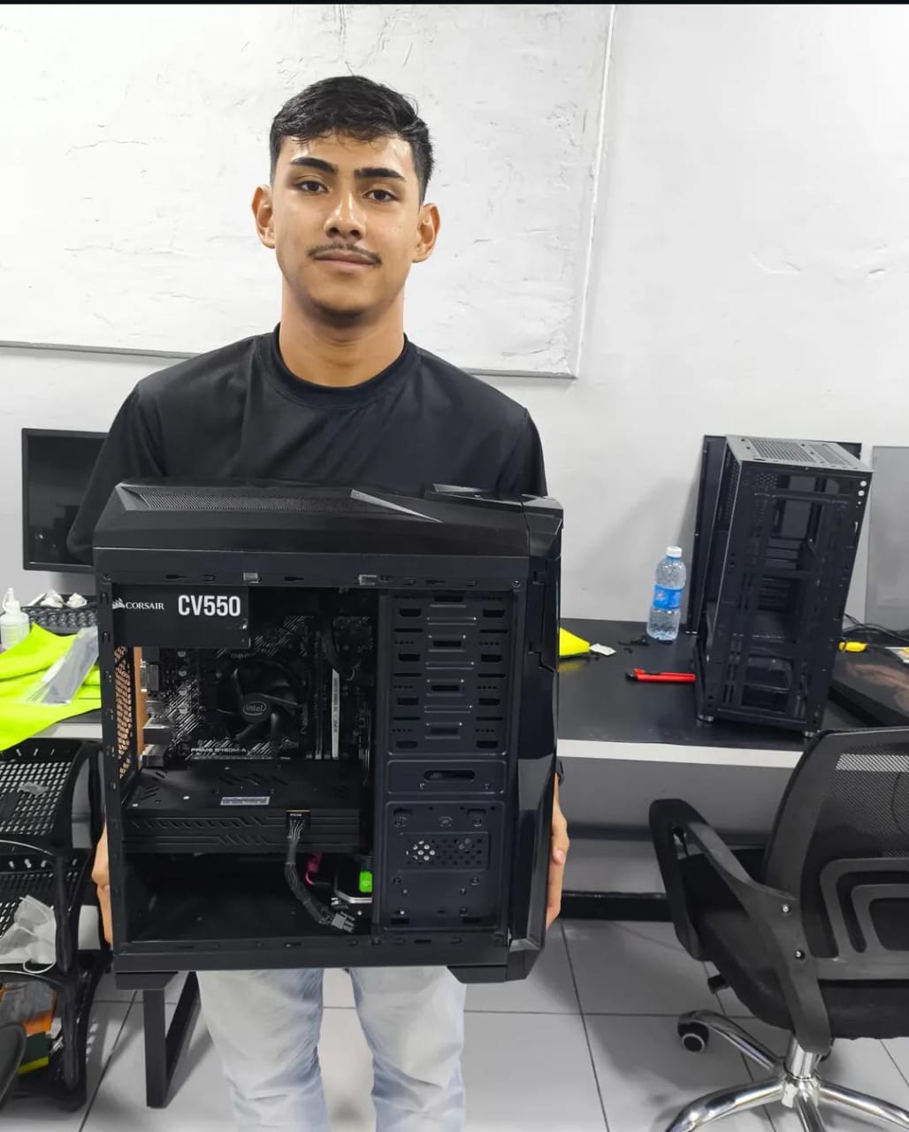 CURSO DE MONTAGEM E MANUTENÇÃO DE PC GAMER