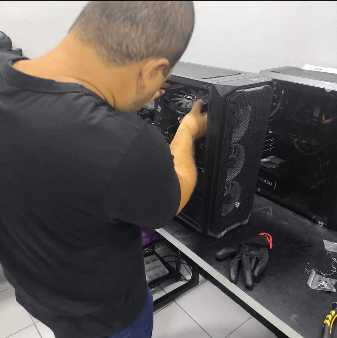 CURSO DE MONTAGEM E MANUTENÇÃO DE PC GAMER
