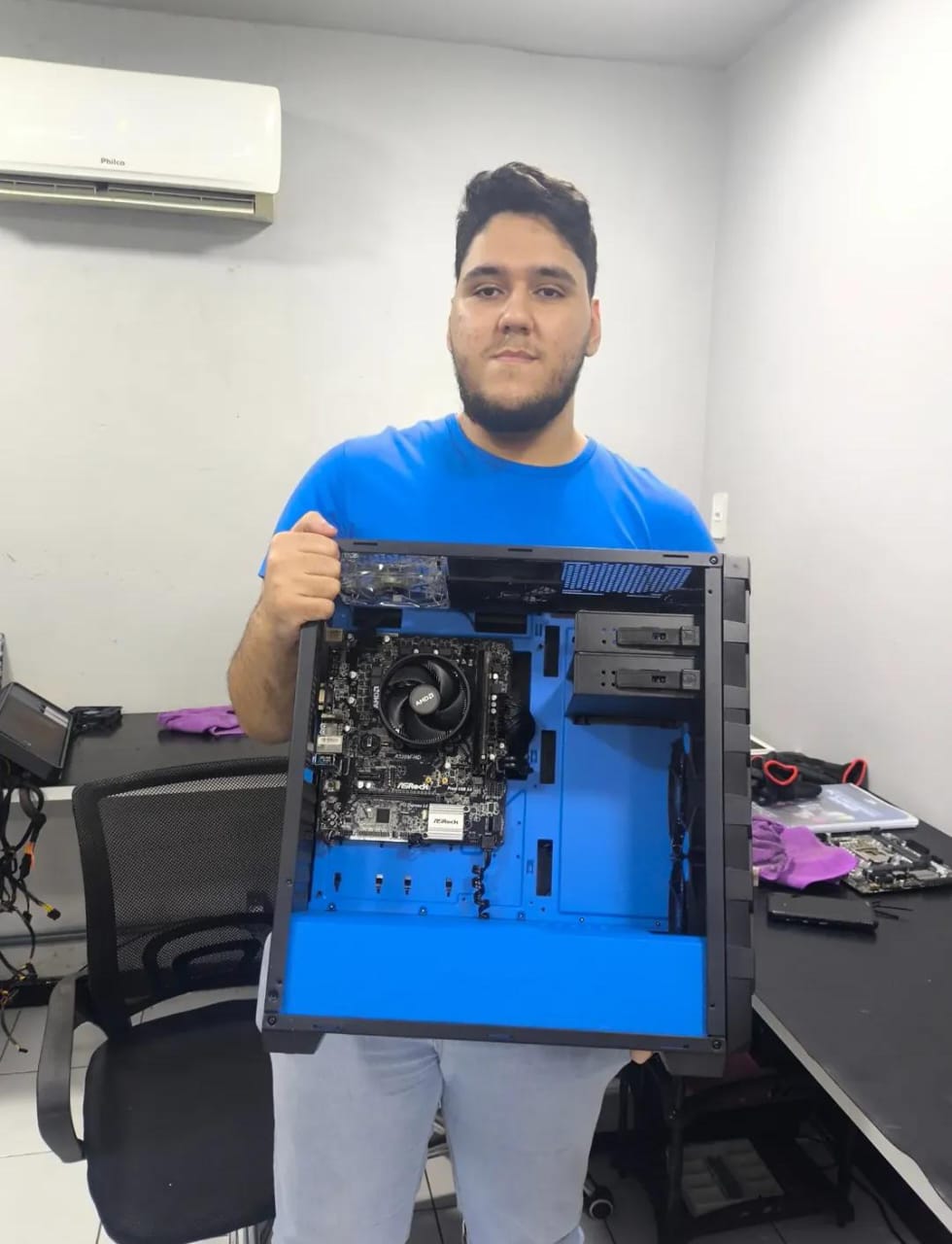 CURSO DE MONTAGEM E MANUTENÇÃO DE PC GAMER